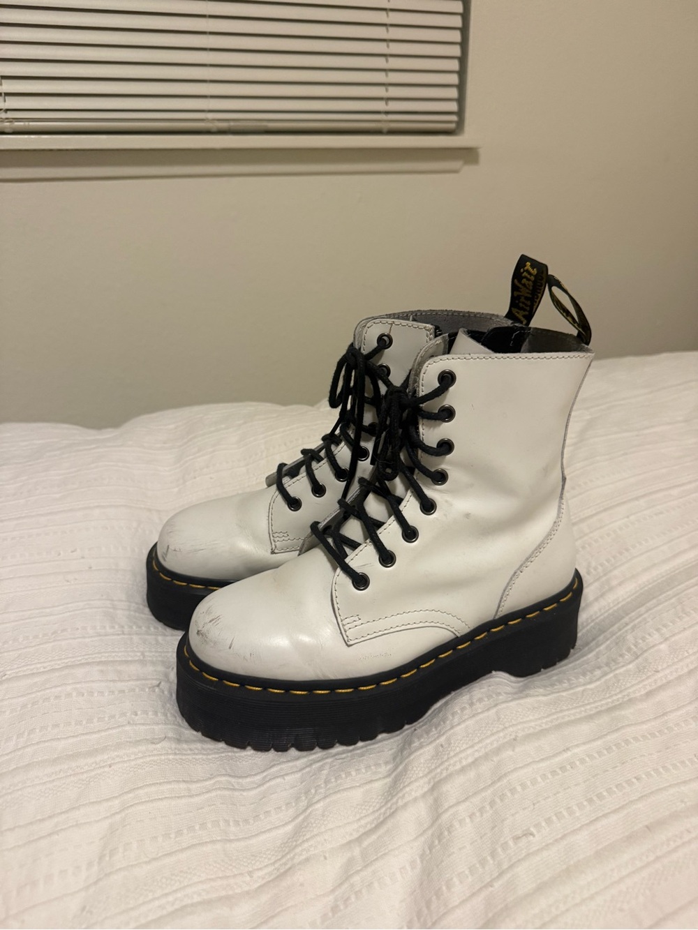 Dr. Martens platform 1460 boots